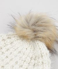 Gorro-Feminino-em-Trico-com-Lurex-e-Pompom-Bege-Claro-8764821-Bege_Claro_4