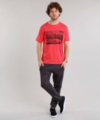 Camiseta-Masculina-com-Estampa-de-Paisagem-Manga-Curta-Gola-Careca-Vermelha-9159039-Vermelho_3