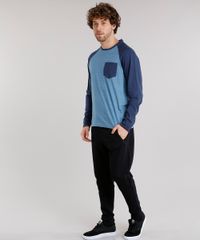 Camiseta-Masculina-Raglan-com-Bolso-Manga-Longa-Gola-Careca-Azul-Marinho-9120518-Azul_Marinho_3