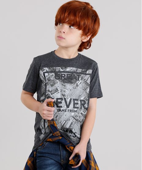 Camiseta-Infantil-com-Estampa-de-Cidade-Manga-Curta-Gola-Careca-Cinza-Mescla-Escuro-9135441-Cinza_Mescla_Escuro_1