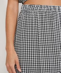 Saia-Feminina-Midi-Transpassada-Estampada-Xadrez-Vichy-com-Babado-Preta-9981693-Preto_4