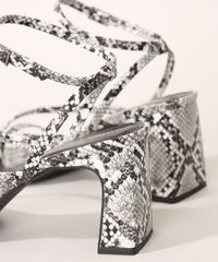 Sandalia-Feminina-Salto-Medio-Estampada-Animal-Print-Cobra-Oneself-Preta-9984391-Preto_6