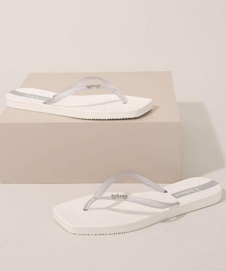 Chinelo-Feminino-Bebece-com-Glitter-Branco-9985581-Branco_1 Chinelo-Feminino-Bebece-com-Glitter-Branco-9985581-Branco_1