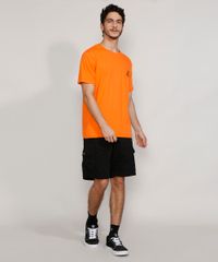 Camiseta-Masculina-Manga-Curta-Triangulos-Flocada-Gola-Careca-Laranja-9981270-Laranja_3