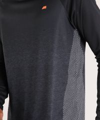 Camiseta-Masculina-Esportiva-Ace-com-Estampa-de-Poa-Manga-Longa-Gola-Redonda-Preta-9142601-Preto_4