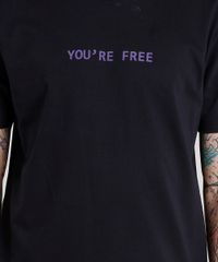 Camiseta-Masculina--You-re-Free--Manga-Curta-Decote-Careca-Preta-9152176-Preto_4