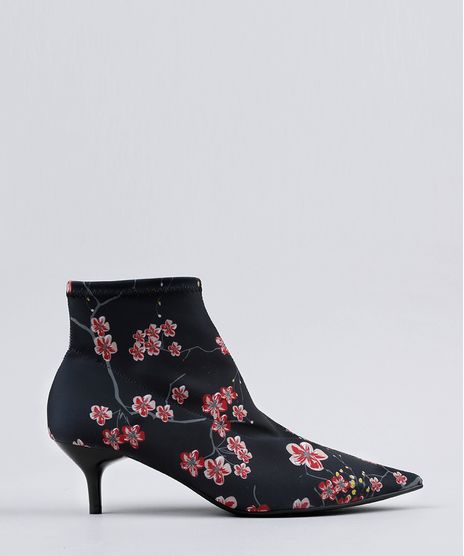 Bota-Feminina-Bico-Fino-Kitten-Hell-Estampada-Floral-Salto-Baixo-Preta-9070663-Preto_1