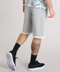 Bermuda-Masculina-em-Moletom-com-Bolsos-Cinza-Mescla-Claro-8886545-Cinza_Mescla_Claro_2