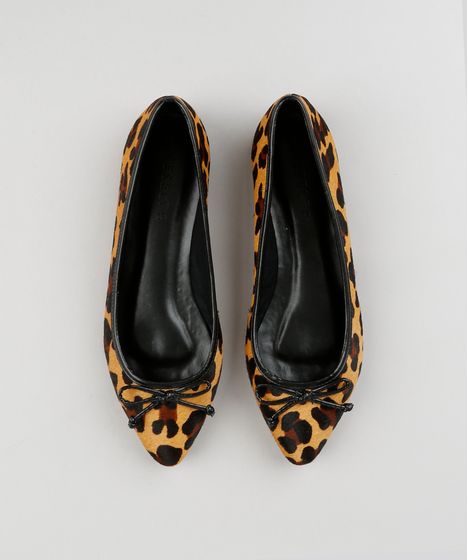 sapatilha animal print bico fino