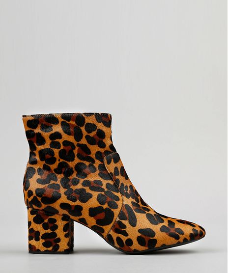 Bota-Feminina-em-Couro-Vizzano-Animal-Print-Salto-Baixo-Bico-Redondo-Caramelo-9188288-Caramelo_1