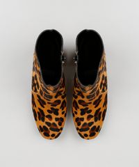 Bota-Feminina-em-Couro-Vizzano-Animal-Print-Salto-Baixo-Bico-Redondo-Caramelo-9188288-Caramelo_4