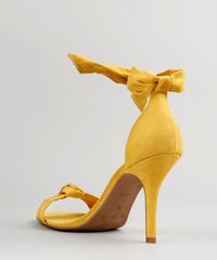 Sandalia-Feminina-Salto-Alto-em-Suede-com-Lacos-Mostarda-9155036-Mostarda_3