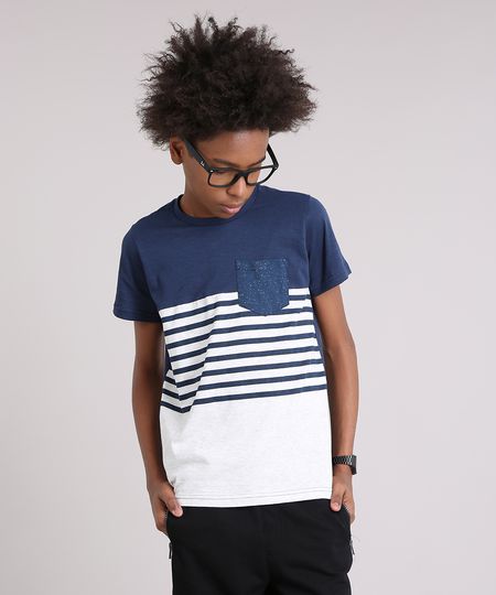 Camiseta-Infantil-com-Listras-e-Bolso-Mangas-Curtas-Gola-Careca-Azul-Marinho-9129205-Azul_Marinho_1
