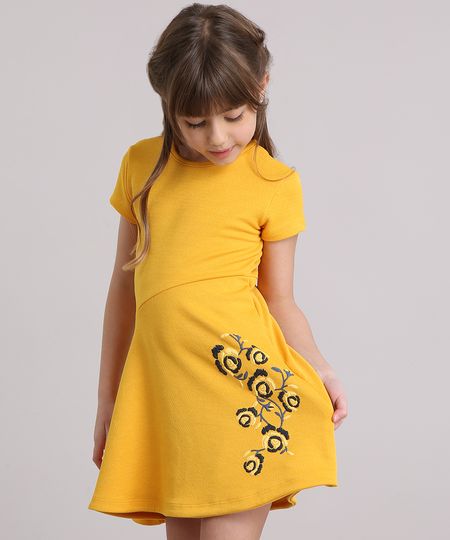 Vestido-Infantil-Evase-Texturizado-com-Flor-Manga-Curta-Decote-Redondo-Amarelo-9195751-Amarelo_1 Vestido-Infantil-Evase-Texturizado-com-Flor-Manga-Curta-Decote-Redondo-Amarelo-9195751-Amarelo_1
