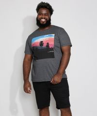 Camiseta-Masculina-Plus-Size-Paisagem-Manga-Curta-Gola-Careca-Cinza-Mescla-Escuro-9978872-Cinza_Mescla_Escuro_3