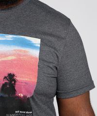 Camiseta-Masculina-Plus-Size-Paisagem-Manga-Curta-Gola-Careca-Cinza-Mescla-Escuro-9978872-Cinza_Mescla_Escuro_5