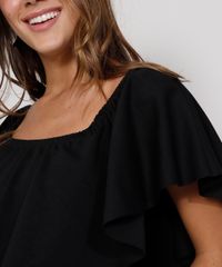 Macaquinho-Feminino-Ombro-a-Ombro-com-Bolsos-e-Cinto-Manga-Curta-Preto-9976257-Preto_4