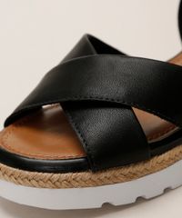 Sandalia-Feminina-Malu-Super-Comfort-Flatform-com-Tiras-Cruzadas-e-Corda-Preta-9962602-Preto_4