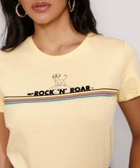 Camiseta-Feminina-Manga-Curta-Simba-O-Rei-Leao--Rock--N--Roar--Flocada-Decote-Redondo-Amarela-9979605-Amarelo_5