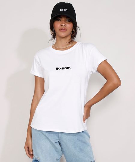Camiseta-Feminina-Manga-Curta--Go-Slow--Flocada-Decote-Redondo-Branca-9957948-Branco_1 Camiseta-Feminina-Manga-Curta--Go-Slow--Flocada-Decote-Redondo-Branca-9957948-Branco_1