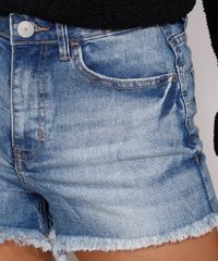 Short-Jeans-Feminino-Reto-Cintura-Media-Marmorizado-com-Barra-Desfiada-Azul-Medio-9985648-Azul_Medio_6