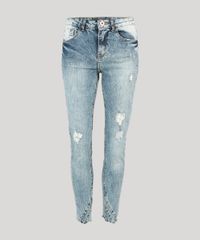 Calca-Jeans-Feminina-Cigarrete-Marmorizada-Destroyed-com-Barra-Desfiada-Azul-Medio-9010649-Azul_Medio_5
