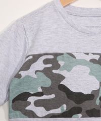 Camiseta-Infantil-Manga-Curta-com-Recorte-Camuflado-e-Bolso-Cinza-Mescla-Claro-9970803-Cinza_Mescla_Claro_4