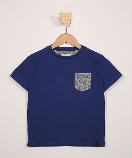 Camiseta-Infantil-Manga-Curta-com-Bolso-Estampado-Azul-9980379-Azul_1