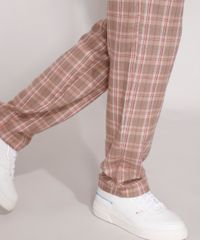 Calca-de-Flanela-Masculina-Reta-Estampada-Xadrez-com-Bolsos-Kaki-9984947-Kaki_5