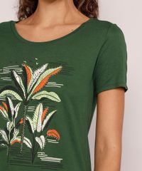 Camiseta-Feminina-Manga-Curta-Coqueiros-Decote-Redondo-Verde-Escuro-9980895-Verde_Escuro_5