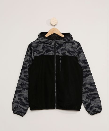 Jaqueta-de-Nylon-Juvenil-com-Recorte-Camuflado-e-Capuz-Preta-9781952-Preto_1