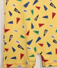 Macaquinho-Infantil-Manga-Curta-Estampado-de-Flamulas-com-Bolso-Amarelo-9981762-Amarelo_4
