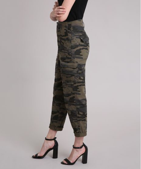 Calca-Feminina-Cintura-Alta-Mom-Pants-Cargo-Camuflado-Verde-Militar-9250599-Verde_Militar_1