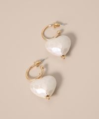 Brinco-Feminino-com-Pingente-de-Coracao-Dourado-9976811-Dourado_3