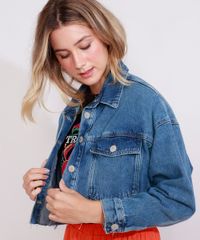 Jaqueta-Jeans-Feminina-Marmorizada-Cropped-Ampla-com-Bolsos-Azul-Escuro-9978884-Azul_Escuro_1