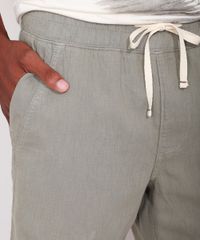 Bermuda-Masculina-Reta-com-Cordao-e-Bolsos-Verde-Militar-9982441-Verde_Militar_5
