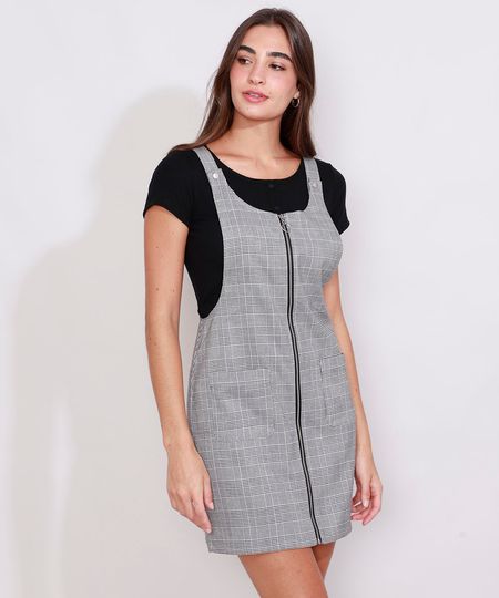 Salopete-Feminina-Estampada-Xadrez-com-Bolsos-e-Ziper-de-Argola-Preta-9971992-Preto_1