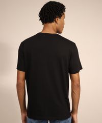 Camiseta-Masculina-Manga-Curta-Caveira-com-Rosa-Gola-Careca-Preta-9981620-Preto_4