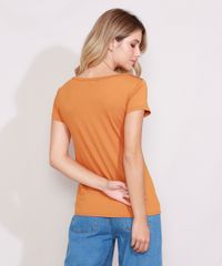 Blusa-Feminina-Basica-com-Botoes-Manga-Curta-Decote-Redondo-Mostarda-9717261-Mostarda_2