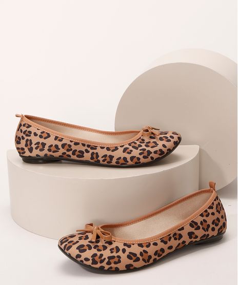Sapatilha-Feminina-Animal-Print-de-Onca-Bico-Redondo-com-Laco-Moleca-Bege-9986666-Bege_1