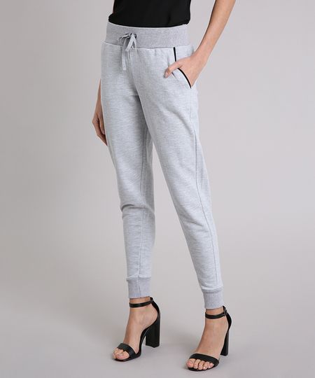 Calca-Feminina-Basica-em-Moletom-com-Bolsos-Cinza-Mescla-Claro-9218354-Cinza_Mescla_Claro_1 Calca-Feminina-Basica-em-Moletom-com-Bolsos-Cinza-Mescla-Claro-9218354-Cinza_Mescla_Claro_1