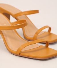Tamanco-Feminino-Salto-Reto-Medio-Bico-Quadrado-com-Tiras-Finas-Oneself-Mostarda-9990575-Mostarda_3