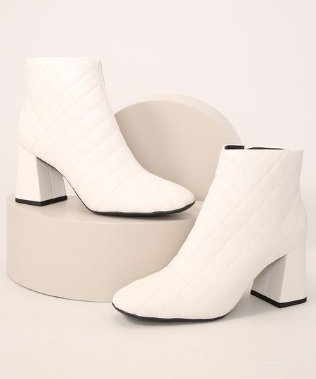 Bota-Feminina-Cano-Curto-Matelasse-Salto-Quadrado-Bico-Redondo-Medio-Oneself-Off-White-9985887-Off_White_1 Bota-Feminina-Cano-Curto-Matelasse-Salto-Quadrado-Bico-Redondo-Medio-Oneself-Off-White-9985887-Off_White_1