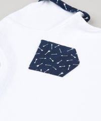 Camiseta-Infantil-com-Bolso-Estampado-Flechas-Manga-Curta-Gola-Careca-em-Algodao---Sustentavel-Off-White-8620533-Off_White_4