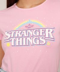 Camiseta-de-Algodao-Stranger-Things-Arco-Iris-Manga-Curta-Decote-Redondo-Rosa-9987718-Rosa_2