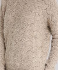 Sueter-Feminino-em-Trico-Felpudo-com-Lurex-Manga-Longa-Decote-Redondo-Bege-8834894-Bege_4
