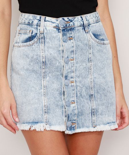 Saia-Jeans-Marmorizada-com-Botoes-e-Barra-Desfiada-Curta-Azul-Claro-9985656-Azul_Claro_1