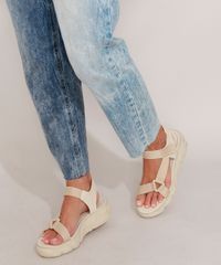 Calca-Mom-Jeans-Marmorizada-com-Lavagem-Contrastante-Cintura-Super-Alta-Azul-Medio-9988939-Azul_Medio_5