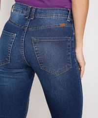 Calça Flare Jeans Cintura Alta Azul Escuro bolsos traseiros