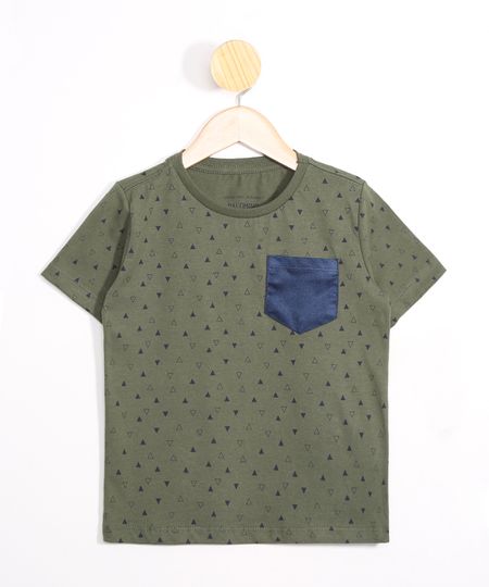 Camiseta-Infantil-Estampado-Geometrico-com-Bolso-Manga-Curta-Gola-Careca-Verde-Militar-9978943-Verde_Militar_1 Camiseta-Infantil-Estampado-Geometrico-com-Bolso-Manga-Curta-Gola-Careca-Verde-Militar-9978943-Verde_Militar_1